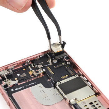 iPhone SE Camera Replacement
