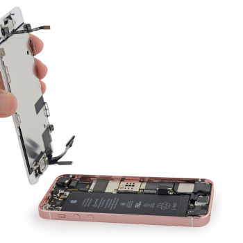 Replace iPhone Se LCD Screen