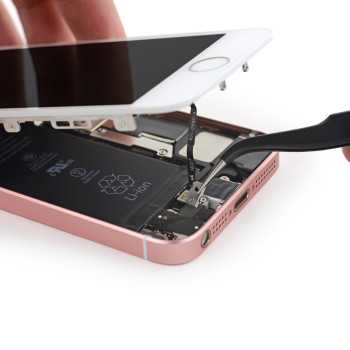 Replace iPhone Se LCD Screen